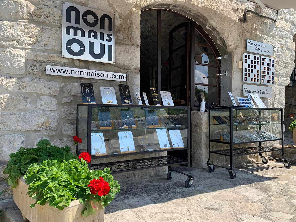 My boutique in Balazuc. Unique creations of handcrafted glass jewelry.